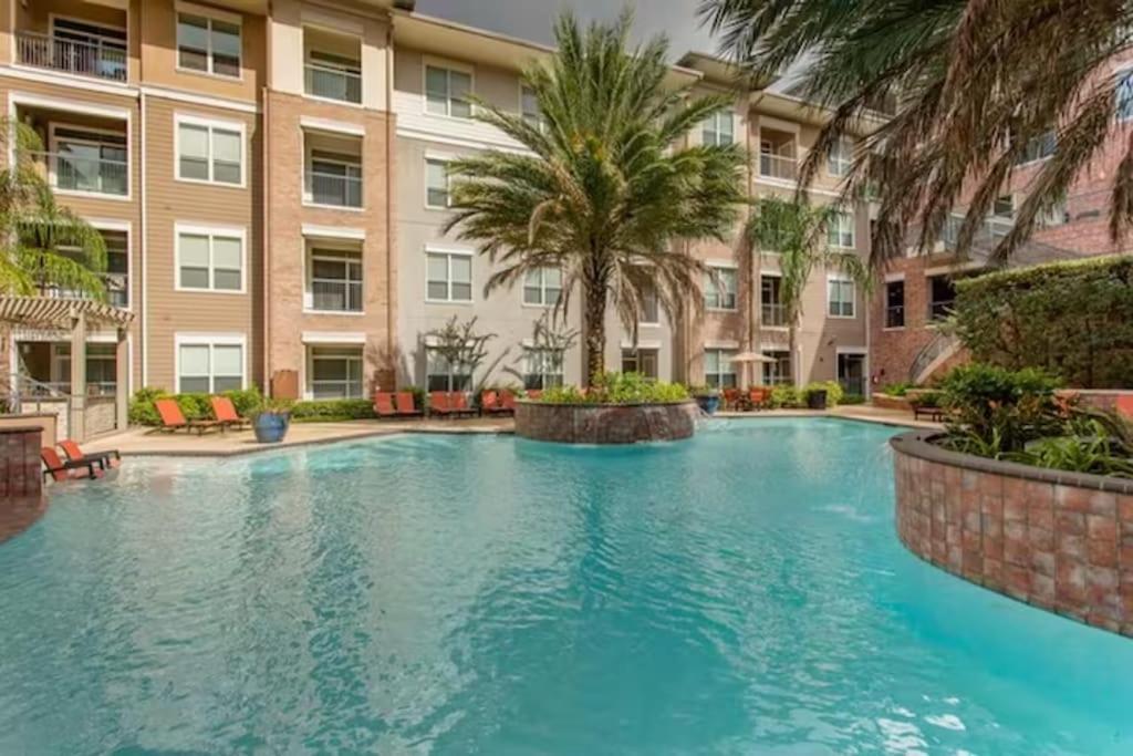 Chic 1Br Near Nrg With Pool Wifi Freeparking Apartment Houston Exterior photo